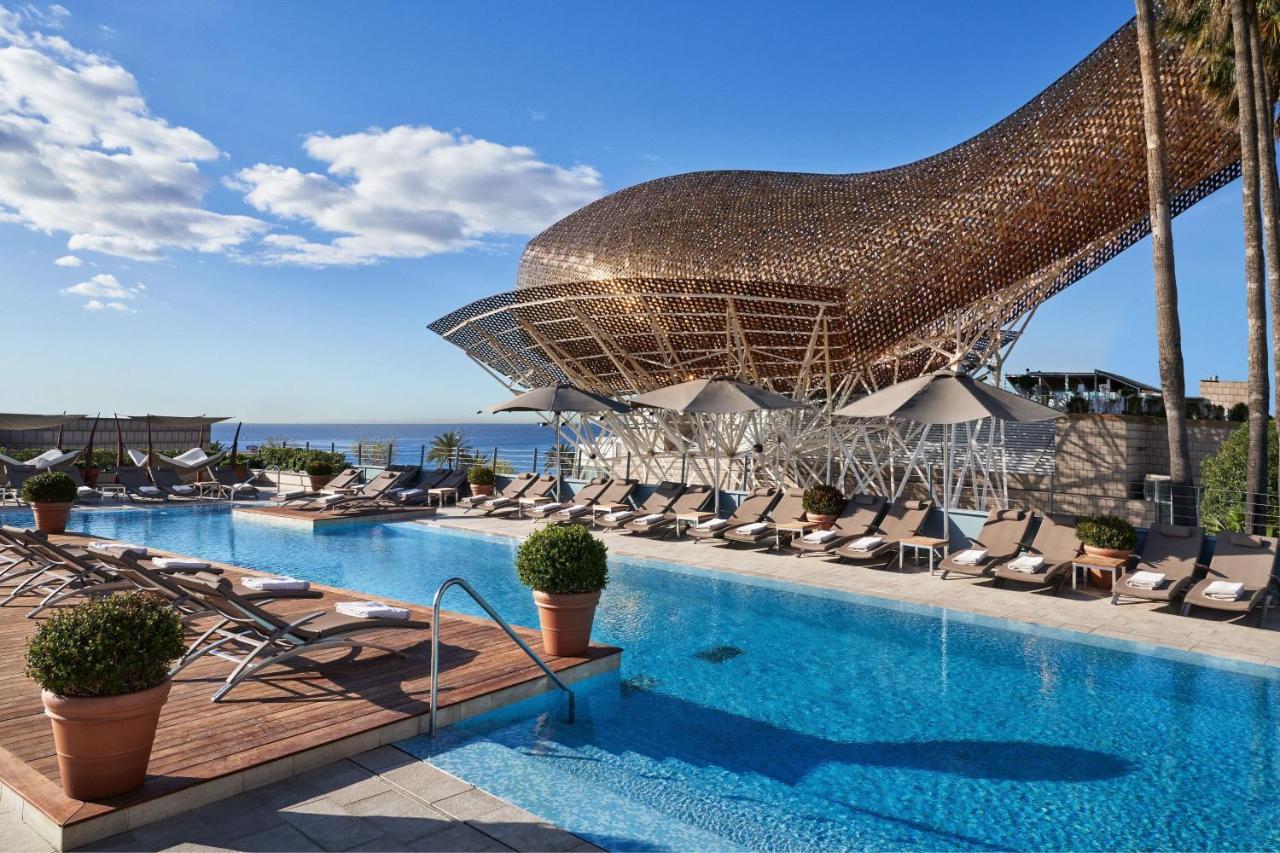 Hotel Arts Barcellona Servizi foto The hotel's pool