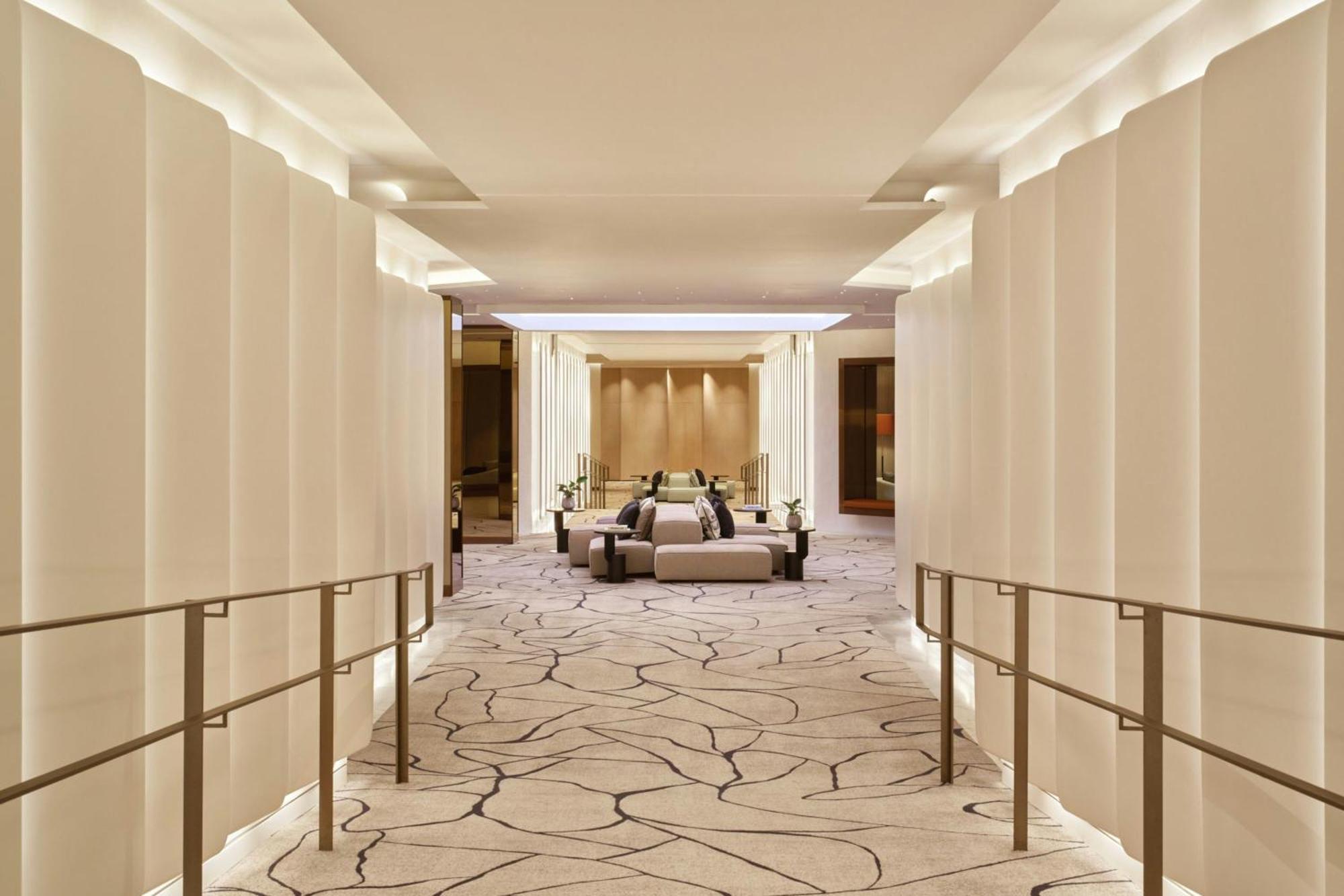 Hotel Arts Barcellona Esterno foto The hotel's lobby